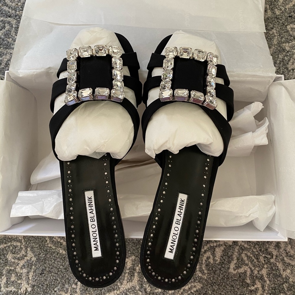 Manolo Blahnik Iluna buckle slide